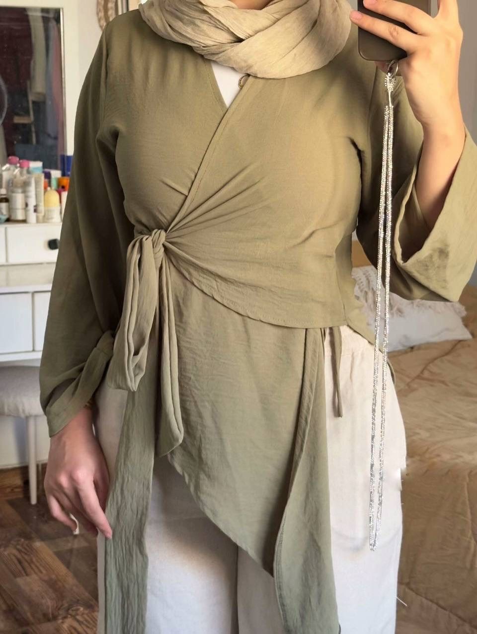 بلوزة كتان Wrap Top